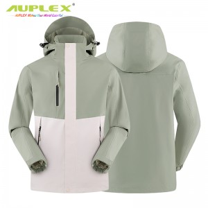 男女同款 3 in 1 Outdoor Jacket，拼色防风防雨徒步冲锋衣
